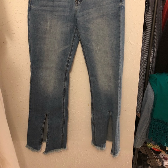 Women’s Jeans - Picture 5 of 6